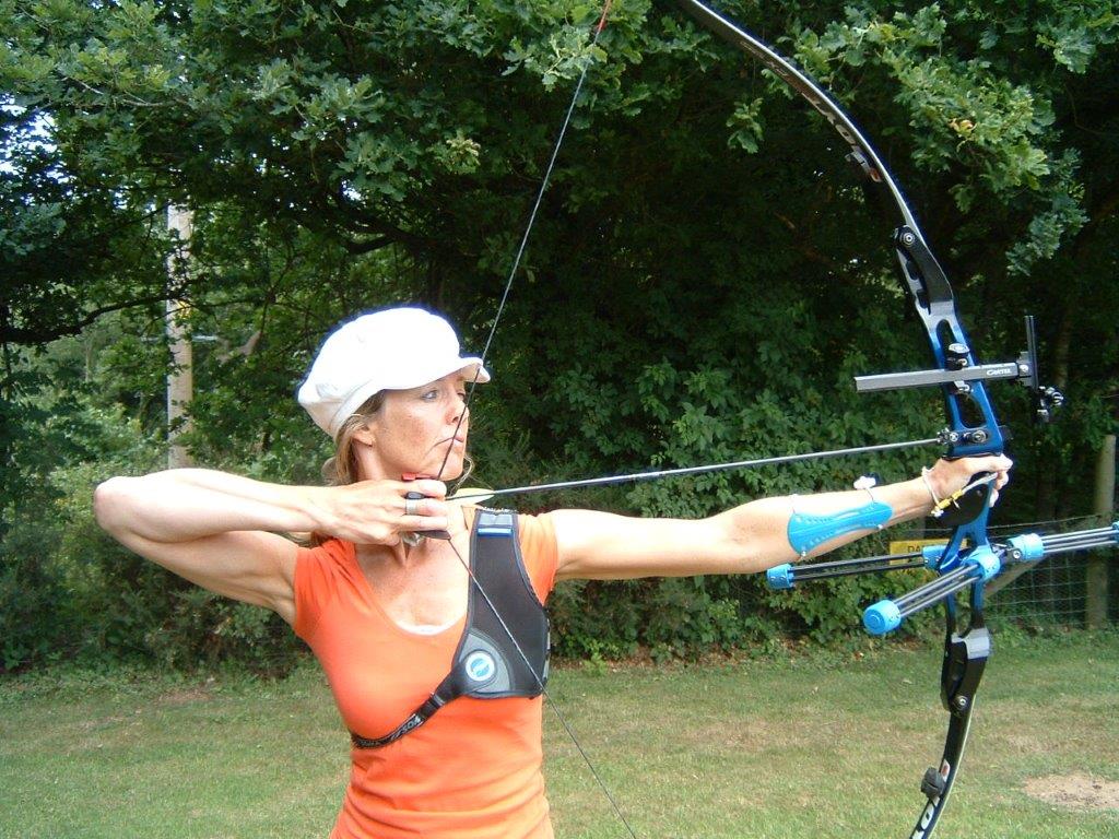 Caroline shoots high